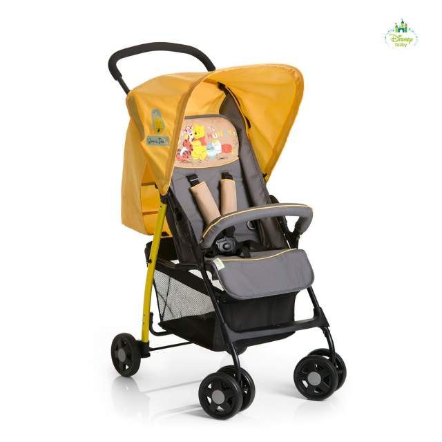recém-nascido no bebê conforto