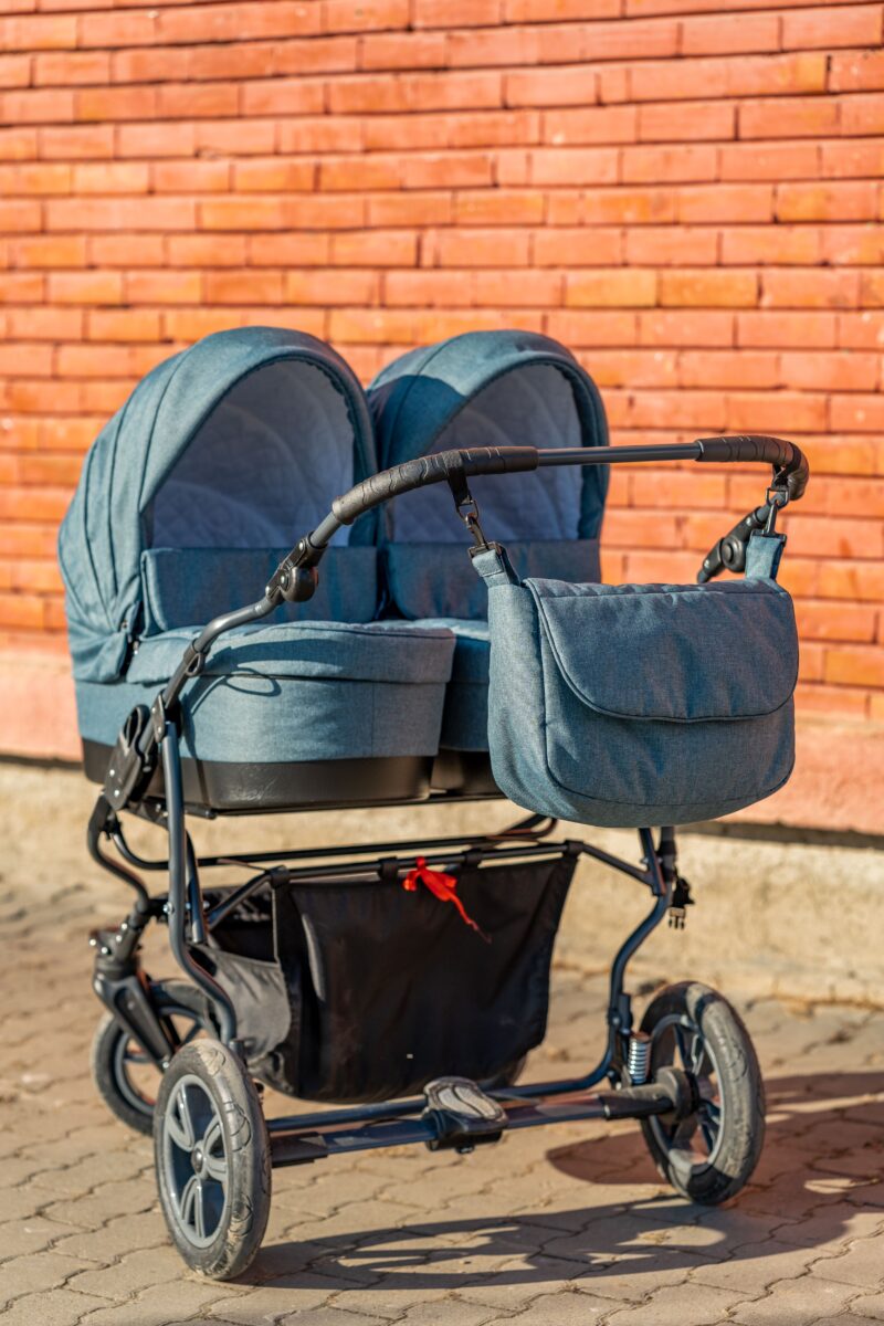 carrinho goody plus chicco com bebê conforto